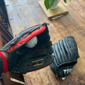 High Quality Handmade Baseball Gloves